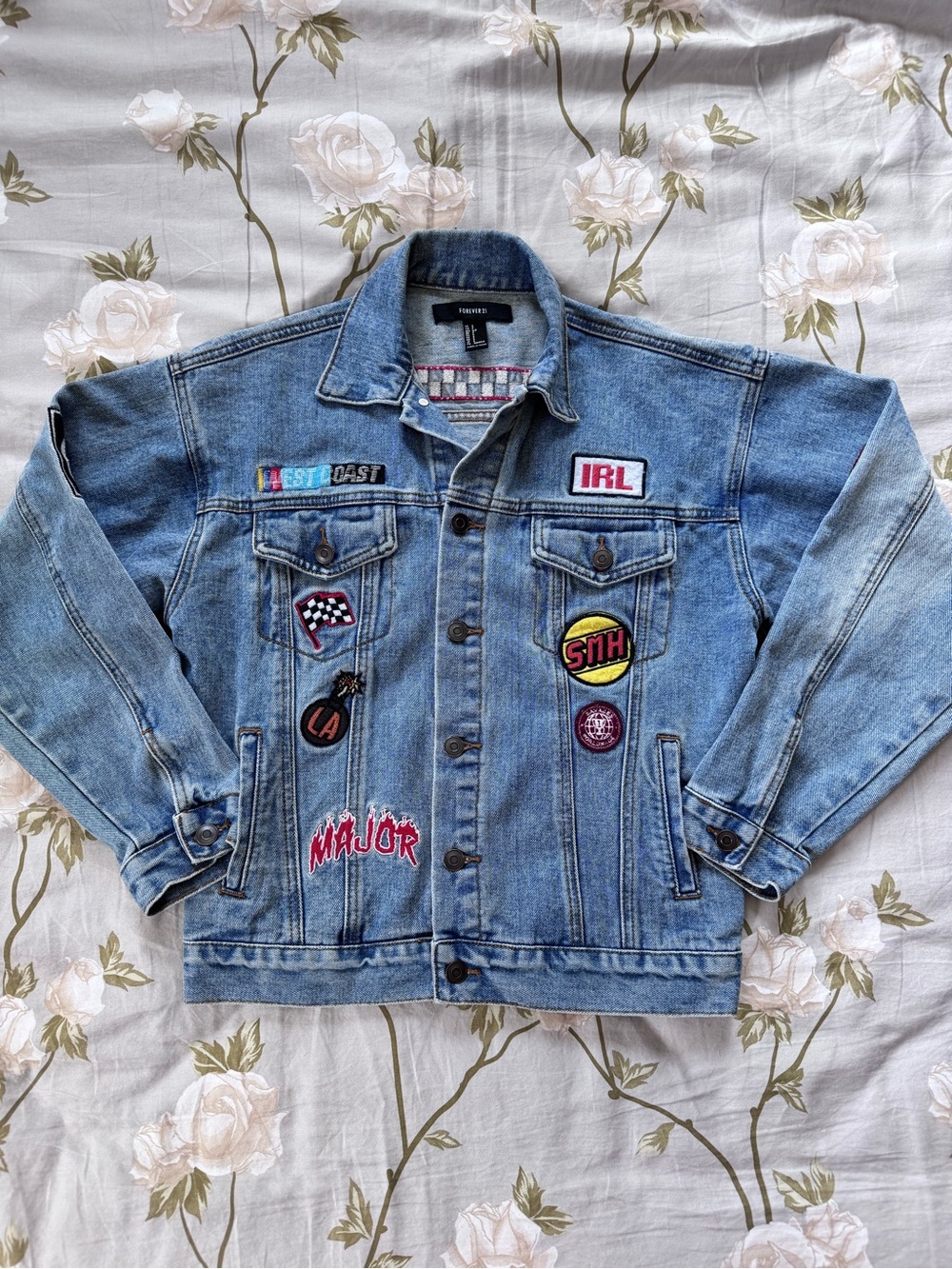 Vintage Forever21 denim patchwork jacket in size small